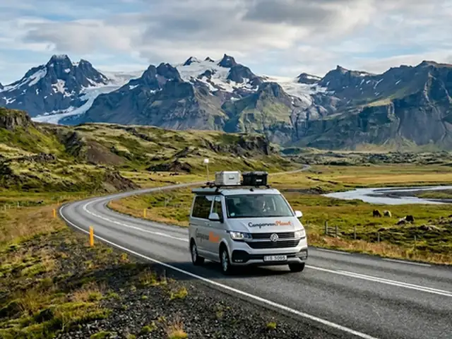 Iceland 4x4 highland camper rental for F-roads